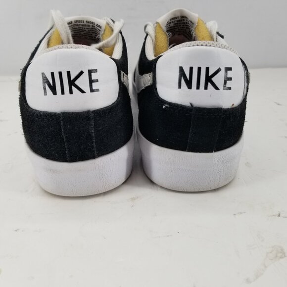 Size 8.5 - Nike Blazer Low 77 Vintage Black White Men's Shoes - Picture 3 of 9